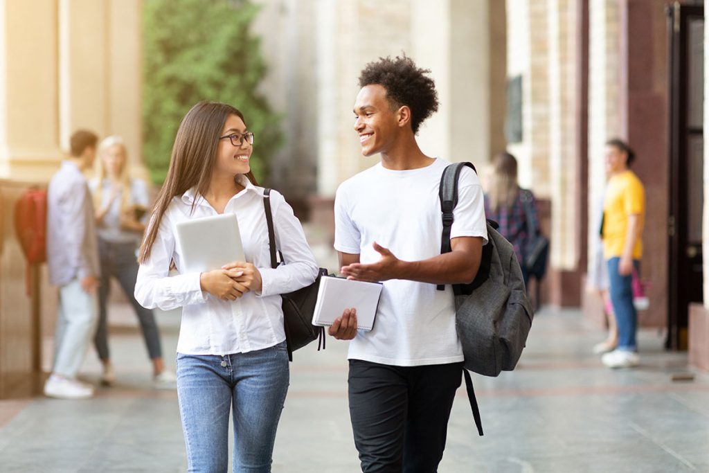 Estudiar en Estados Unidos con una beca o subvención.