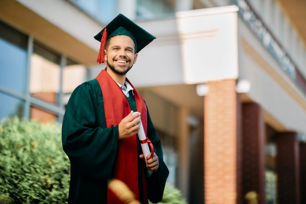 Validar títulos universitarios obtenidos en otro país es posible.